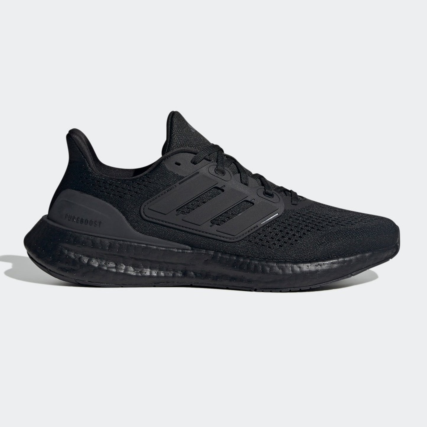 PUREBOOST 23 WIDE 自由なランニングと快適なランニングシューズ 男女用