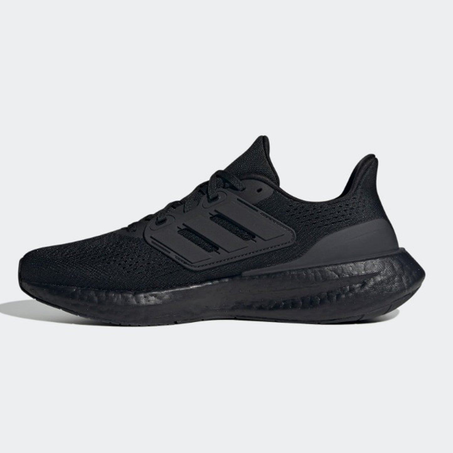 PUREBOOST 23 WIDE 自由なランニングと快適なランニングシューズ 男女用